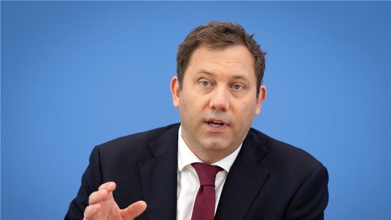 Klingbeil schreibt Spar-Brief an Kabinettskollegen Der Vizekanzler erwartet Spar-Vorschläge von seinen Kabinettskollegen.