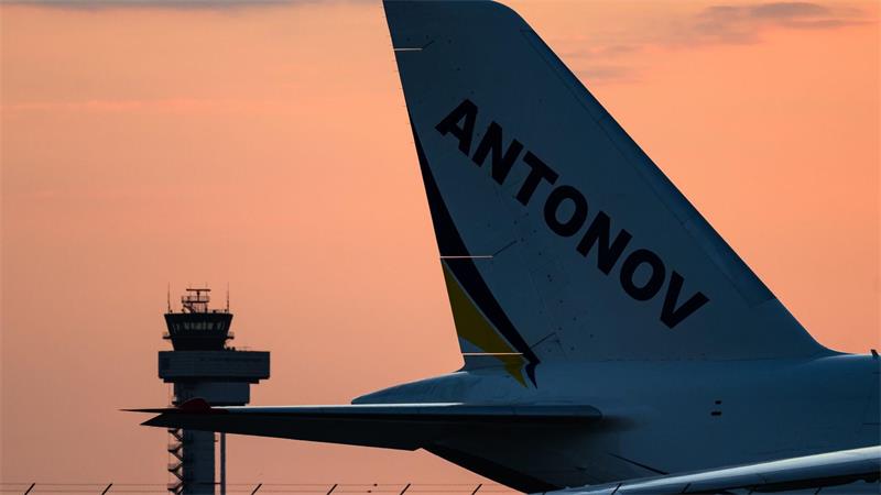 Der Vorfall mit einer bewaffneten Drohne am Flughafen Leipzig/Halle hat eine Diskussion um die aktuellen Zuständigkeiten bei der Drohnenabwehr ausgelöst.