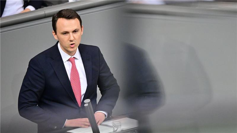 Der Vorsitzende der Jungen Gruppe der Union, Pascal Reddig (CDU), hat sich kritisch zum Rentenpaket positioniert, das aus seiner Sicht gegen die Prinzipien der Generationengerechtigkeit verstößt. (Archivfoto)