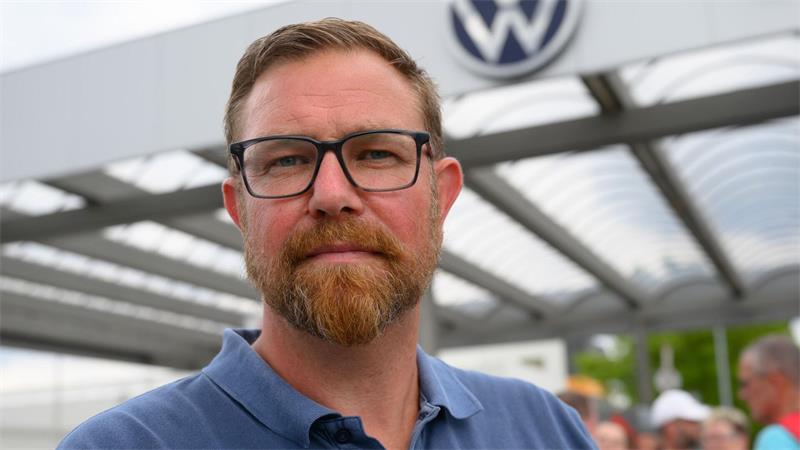 VW-Chef kommt nach Sachsen - Zwickau hofft auf China-Modelle Der Vorsitzende des Gesamtbetriebsrates von VW Sachsen, Mike Rösler, fordert klare Perspektiven für die sächsischen Standorte nach 2030. (Archivbild)