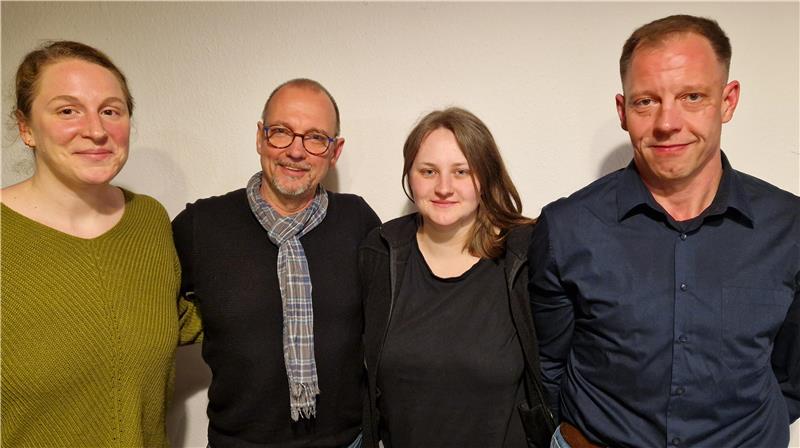 Der Vorstand des Wildemanner Spiegelbads (v.l.): Nicole Hildebrandt, Reinhold Hasse, Selina Hasse und David Schmidt.