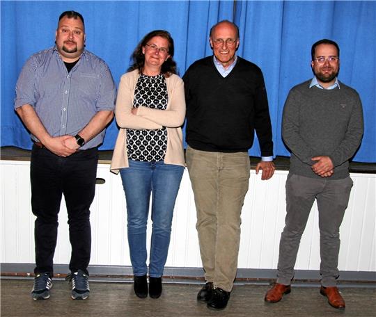 Der Vorstand des neuen Vereins ist nun für die Gielder da: Sven Hagen-Damke, Claudia Brede, Otto Konrad Kühne und Eike Sebastian (v. li.). Foto: Hohaus