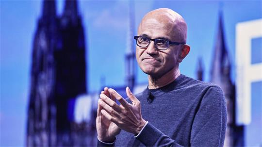 Der Vorstandsvorsitzende von Microsoft, Satya Nadella, wirbt um das Vertrauen europäischer Kunden.