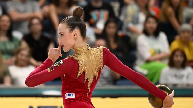 Zwei weitere EM-Titel für Olympiasiegerin Varfolomeev Der Vortrag war Gold wert.