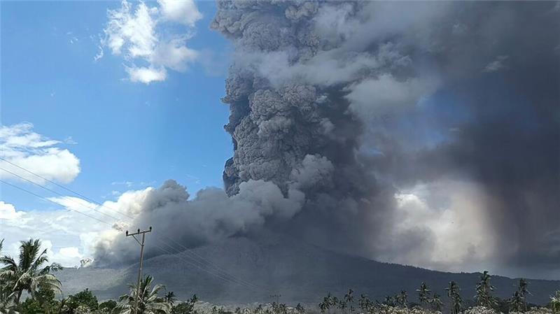 Vulkan Lewotobi Laki-Laki in Indonesien erneut ausgebrochen Der Vulkan macht Experten zunehmend Sorge.