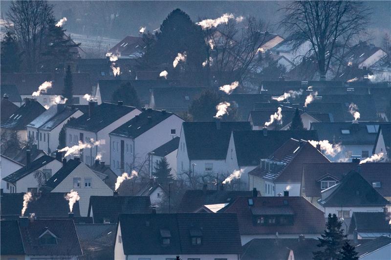Kaum Fortschritte beim Klimaschutz in der Region Der Weg zur Klimaneutralität ist noch sehr, sehr weit. Foto: Armin Weigel/dpa