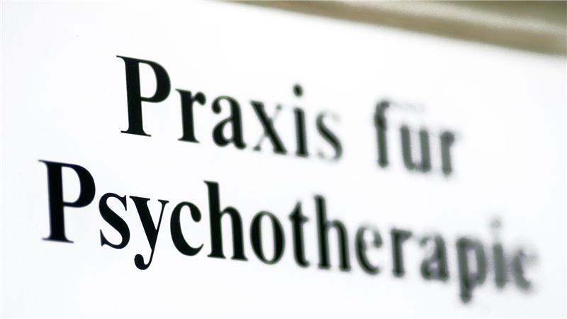 Kassen fordern Meldepflicht für freie Therapieplätze Der Weg zur Therapie ist oft lang. (Archivbild)