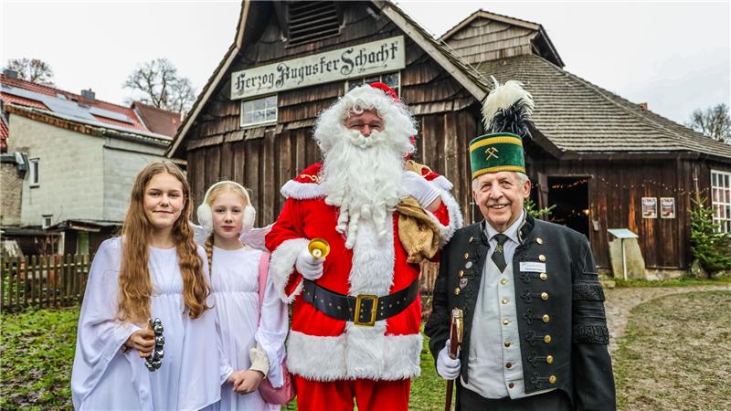 Von Walpurgis bis Stadtfest: Das sind die Großevents im Oberharz Der Weihnachtsmann und seine Engel statten dem Oberharzer Bergwerksmuseum bestimmt auch diesen Dezember einen Besuch ab.