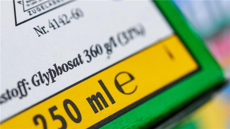 Der Wirkstoff Glyphosat ist umstritten, aus Sicht vieler Landwirte aber unverzichtbar - das sieht auch das Weiße Haus so.
