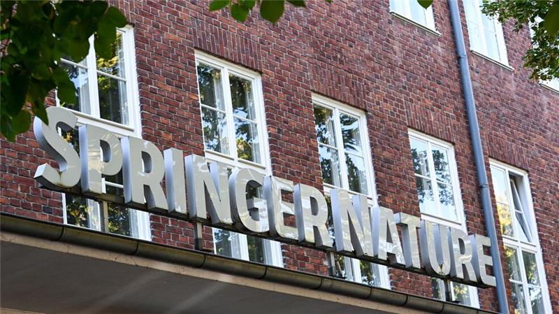 Börsengang von Wissenschaftsverlag Springer Nature glückt Der Wissenschaftsverlag Springer Nature hat ein erfolgreiches Börsendebüt hingelegt (Archivbild).