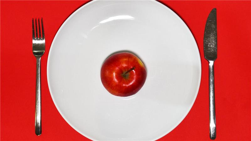 Der Wunsch nach Kontrolle über Körper und Gesundheit kann laut Experten beim Fasten eine Rolle spielen. (Archivbild) 