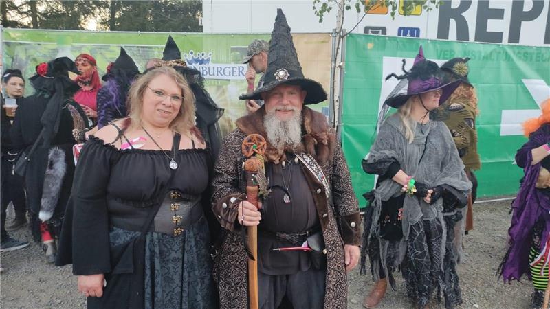 Der Zauberer Lord Merlin ist aus Köln angereist.