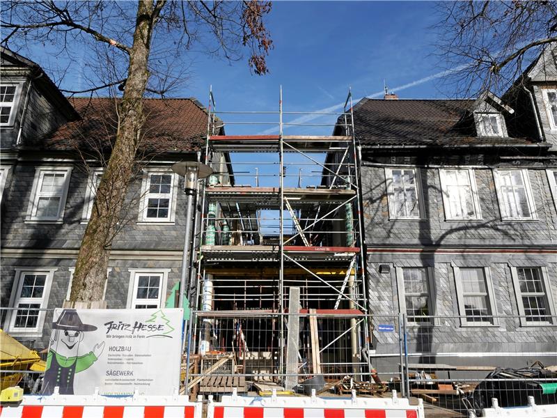 Oberharzer Bergwerksmuseum: Mehr Gäste als in den Vorjahren Der Zwischenbau, der Bergwerksmuseum und Welterbe-Informationszentrum verbinden soll, wächst. Fotos: Potthast