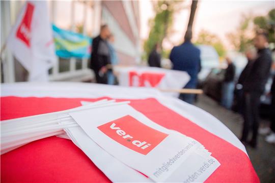 Der aktuelle Tarifvertrag läuft bis zum 31. Mai 2024.