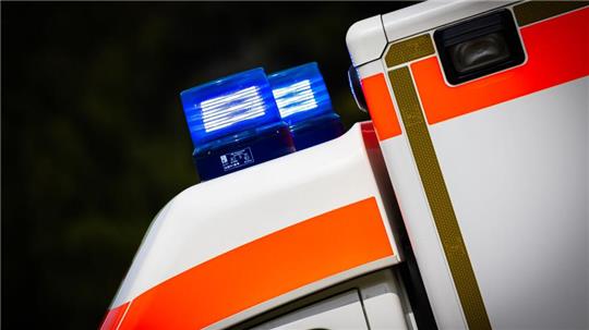 Der angegriffene Mann wurde schließlich ins Krankenhaus gebracht. (Symbolfoto)