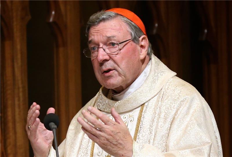 Der australische Kardinal George Pell während einer Messe zu Erntedank.