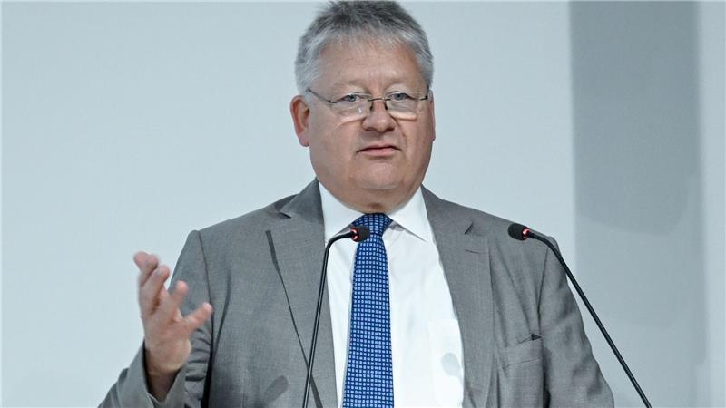 Der bisherige BND-Präsident Bruno Kahl wird neuer deutscher Vertreter beim Heiligen Stuhl in Rom.