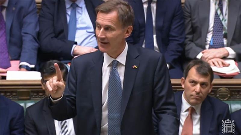 Der britische Finanzminister Jeremy Hunt gibt sein Herbst-Statement im Unterhaus ab.