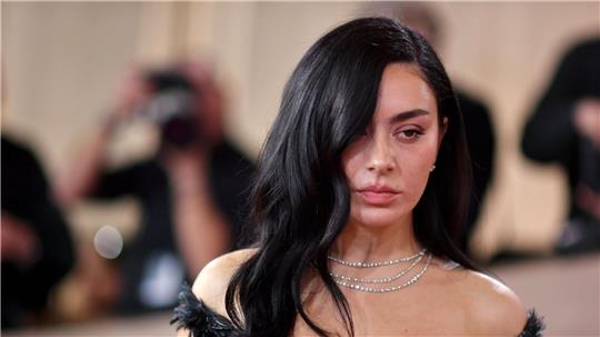 Der britische Musikstar Charli xcx wird zur Berlinale erwartet. (Archivbild)