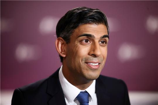 Der britische Premierminister Rishi Sunak blickt positiv in die Zukunft.