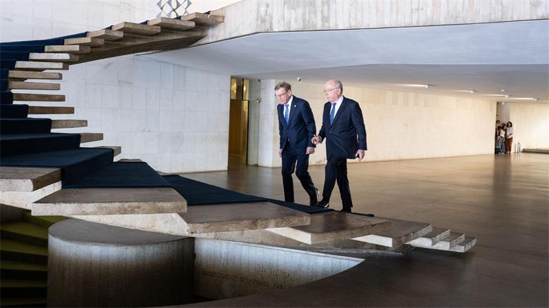 Der deutsche Außenminister Johann Wadephul (CDU) trifft sich in Brasilia mit seinem brasilianischen Amtskollegen Mauro Vieira.