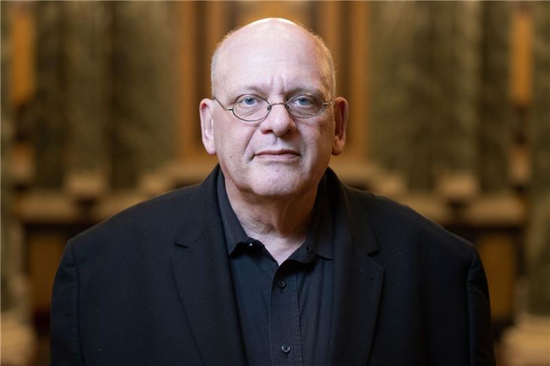 Komponist Glanert: Oper ist wie komplizierte Architektur Der deutsche Komponist Detlev Glanert bringt in wenigen Tagen an der Semperoper in Dresden mit «Die Jüdin von Toledo» seine zwölfte Oper heraus.