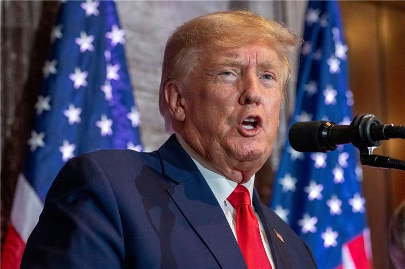 Facebook und Instagram schalten Trumps Accounts wieder frei Der ehemalige Präsident der USA, Donald Trump, darf seine Accounts bei Instagram und Facebook wieder nutzen.