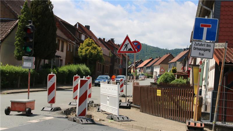 Wölfi-Bad leer, Harzklub sagt ab: Wie eine Baustelle den Alltag stört Der erste Bauabschnitt startet am Dienstag, 1. Juli und umfasst die Lautenthaler Straße.