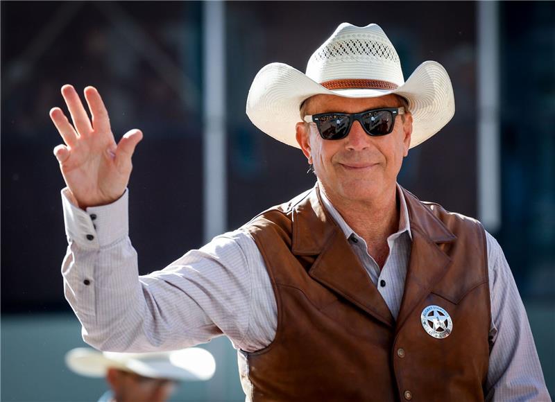 Kevin Costner stellt seinen neuen Western in Cannes vor Der erste Teil von Kevin Costners langjährigem Herzensprojekt «Horizon: An American Saga» soll Mitte Mai beim Filmfestival von Cannes Premiere feiern.