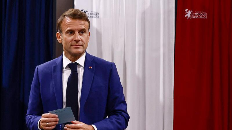 Wahl in Frankreich: Rechtsnationale könnten Mehrheit holen Der französische Präsident Emmanuel Macron könnte ohne handlungsfähige Regierung seine Projekte nicht durchsetzen.