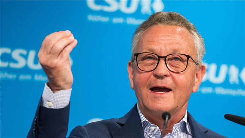 Der frühere Baywa-Chef Klaus Josef Lutz auf einer CSU-Veranstaltung im Jahr 2022. Lutz hat bislang sämtliche Vorwürfe im Zusammenhang mit der Schieflage der Baywa zurückgewiesen. (Archiv)