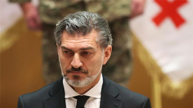 Georgiens neuer Präsident trotz Protest ins Amt eingeführt Der frühere Fußballer Michail Kawelaschwili ist neuer Präsident der seit Wochen von proeuropäischen Protesten erschütterten Südkaukasusrepublik Georgien.