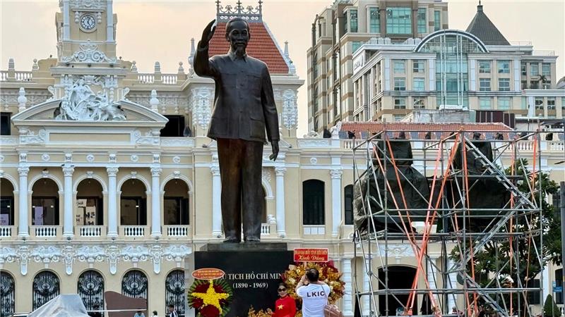 Der frühere Präsident Ho Chi Minh ist allgegenwärtig.
