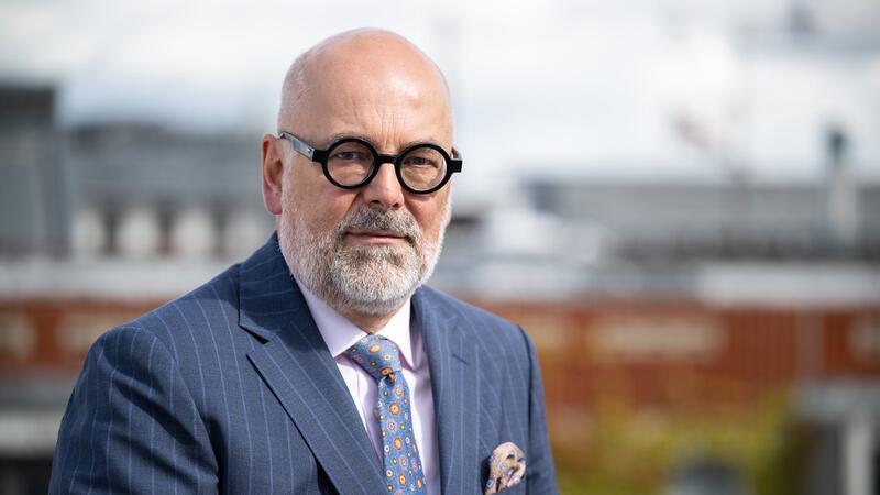Der frühere SPD-Ministerpräsident von Schleswig-Holstein und heutige Cheflobbyist von Philip Morris Deutschland, Torsten Albig, setzt sich für Alternativen von Zigaretten ein.
