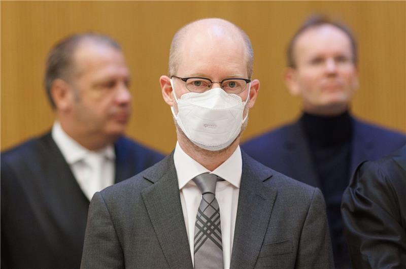 Aussage Brauns im Wirecard-Prozess kommt später Der frühere Wirecard-Manager und Kronzeuge Oliver Bellenhaus im Gerichtssaal in München.