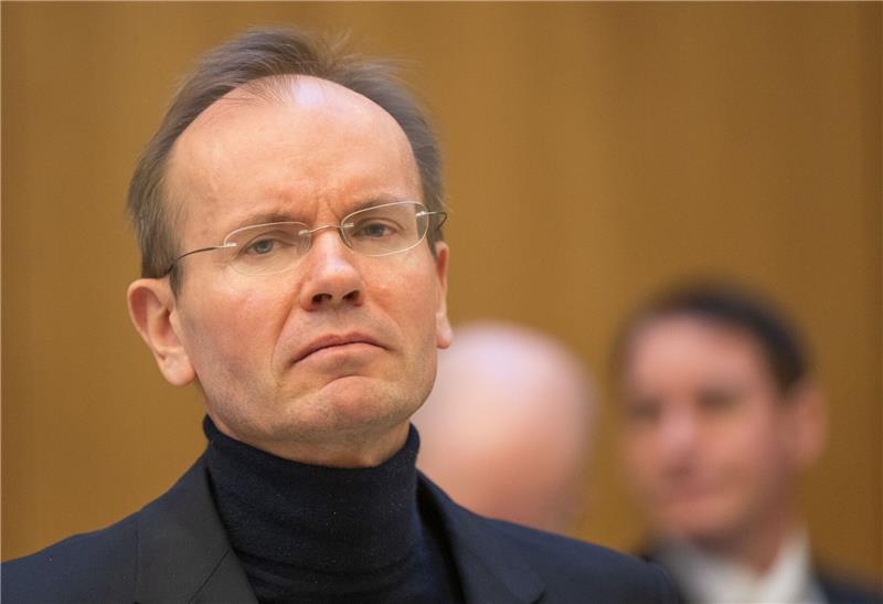 Wirecard-Prozess: Verteidiger weist Vorwürfe zurück Der frühere Wirecard-Vorstandschef Markus Braun am zweiten Verhandlungstag im Gerichtssaal in München.