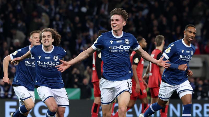 Sensationell ins Pokalfinale: Arminia wirft Leverkusen raus Der große Außenseiter Bielefeld begeisterte erneut.