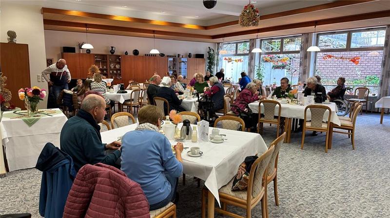 Der große Speisesaal ist beim Missionsbasar stets gut besucht.