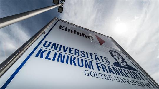 Der mit dem Ebola-Virus infizierte US-Bürger wird in Frankfurt behandelt. (Archivbild)
