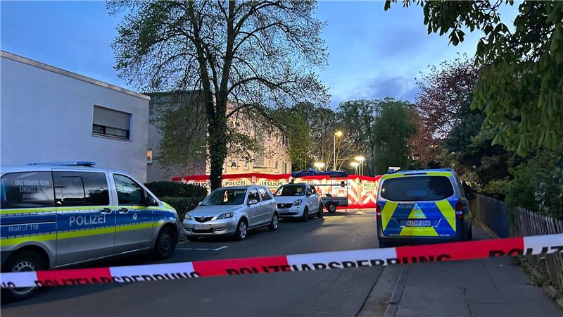 Der mutmaßliche Tatort wurde weiträumig abgesperrt. 