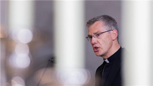 Der neue Bischof von Münster, Heiner Wilmer, hat sich in seiner ersten Ansprache an seinem neuen Wirkungsort auch zum Missbrauchsskandal in der katholischen Kirche geäußert. 