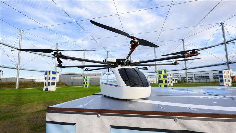 Riesiger Drohnenkäfig erlaubt sichere Testflüge am Flughafen Der neue Drohnenkäfig auf dem Gelände des DLR (Deutsches Zentrum für Luft- und Raumfahrt) in Braunschweig.