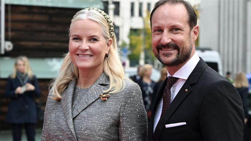 Norwegen weint um Harald - Kann Haakon die Lücke füllen? Der neue König Haakon mit seiner Frau Mette-Marit. (Archivbild)