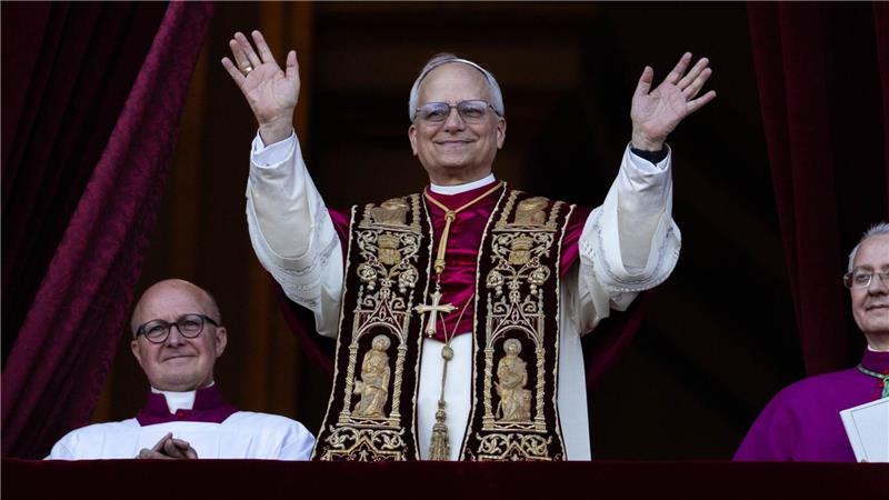 Papstwahl bringt Dreh von „Emily in Paris“ durcheinander Der neue Papst Leo XIV..
