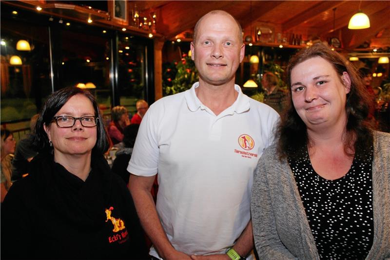 Der neue Vorstand des Tierschutzvereins (v.li.): Doreen Lüders, Björn Gnoyke und Stefanie Hendrysiak. Fotos(2): Steigleder