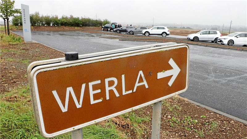 Ein neuer Parkplatz für die Besucher der Pfalz Werla Der neue Werla-Parkplatz: Im Herbst erfolgt noch die Anpflanzung von Bäumen.