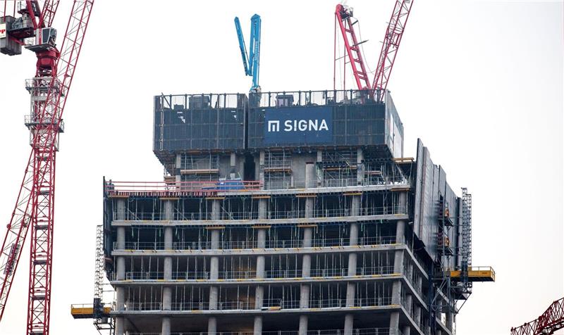 Kredit für insolvente Signa Prime Der noch unfertige Elbtower in Hamburg gehört zum Signa Prime-Portfolio.