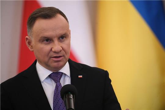 Der polnische Präsident Andrzej Duda unterzeichnete das umstrittene Gesetz am Montag.