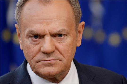 Der polnische Premierminister Donald Tusk reagiert verärgert über die gescheiterten Ukraine-Hilfen.