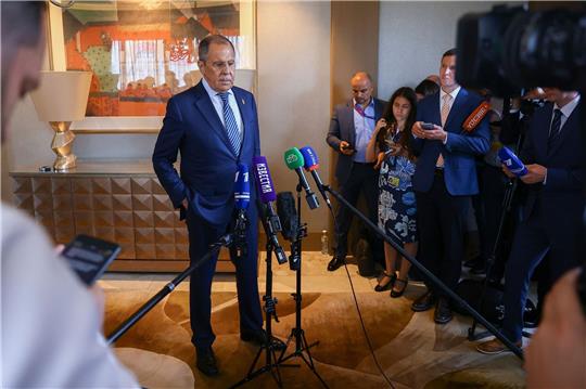 Der russische Außenminister Sergej Lawrow hat Bali bereits wieder verlassen.